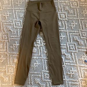 Lululemon leggings
